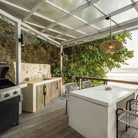 Santai By The Korowai Uluwatu Villa Exterior photo