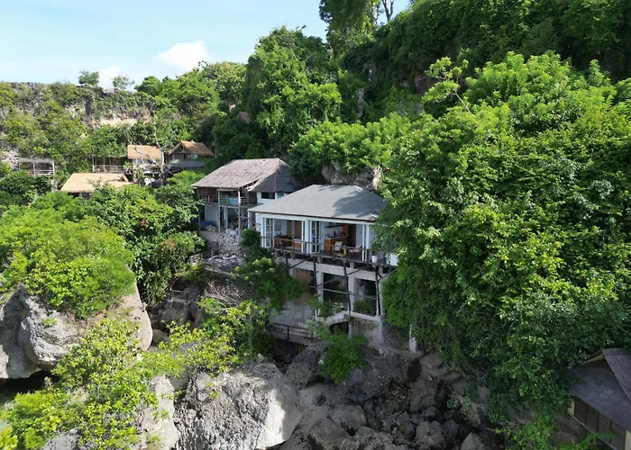 Santai By The Korowai Uluwatu